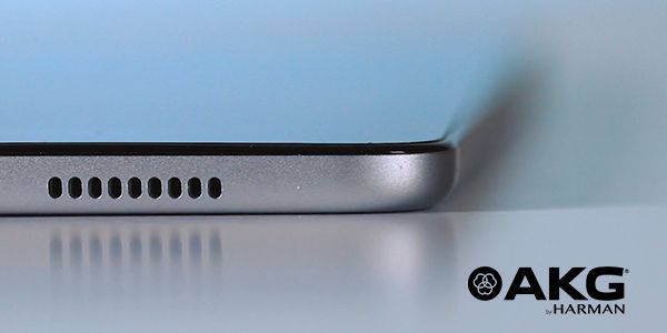 Samsung Bogate brzmienie dzięki 4 głośnikom