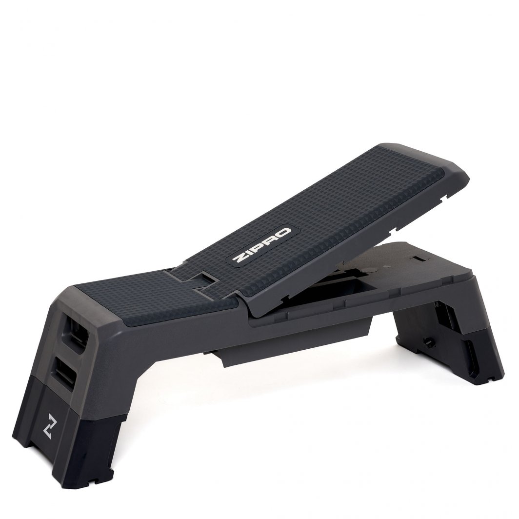 Opći pogled na ZIPRO step/klupu