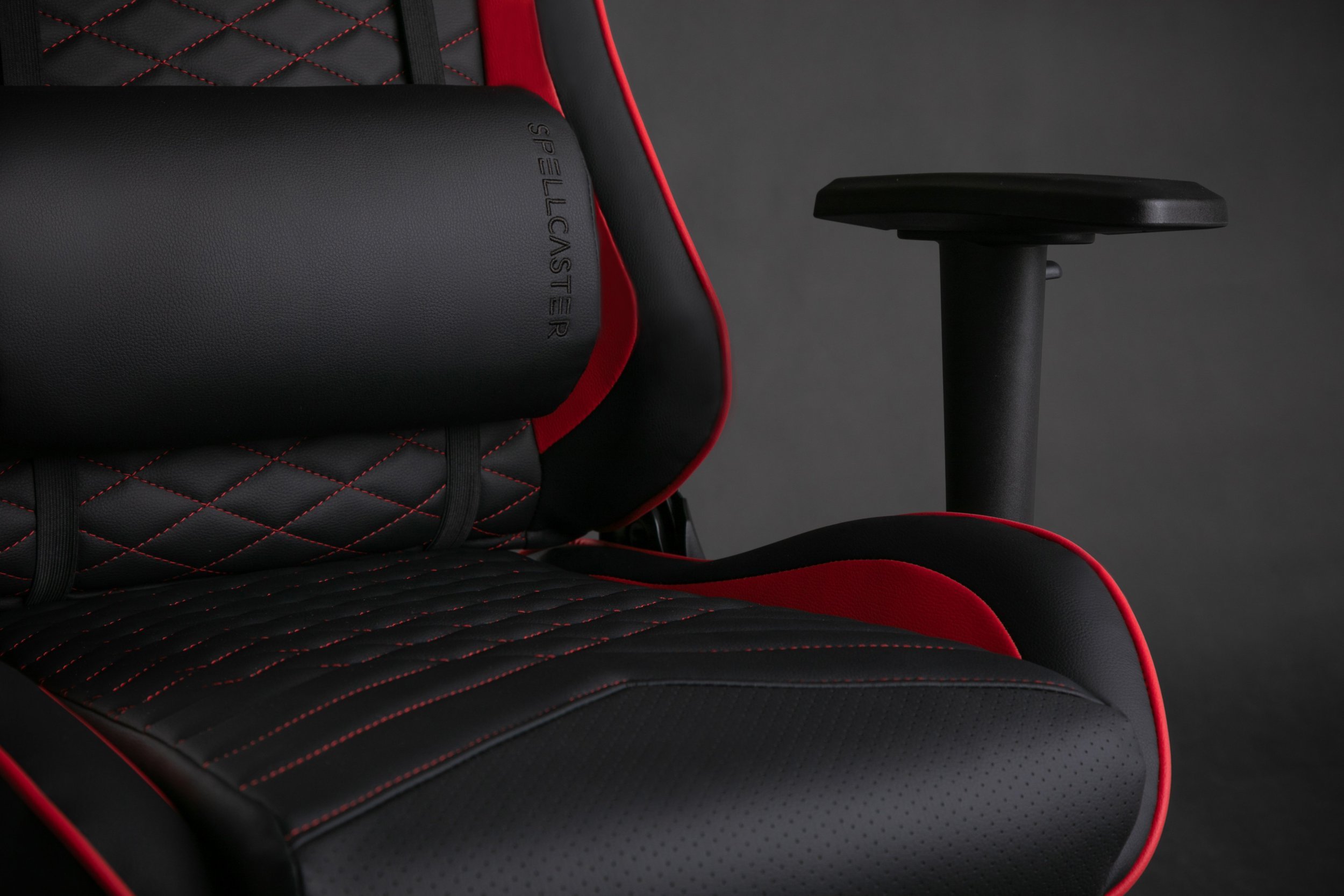 Detailna slika SENSE7 Spellcaster